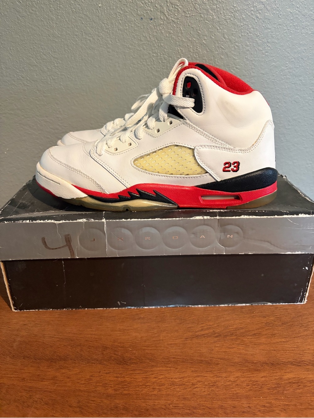 Air Jordan Fire Red 5s 2006 6.5y